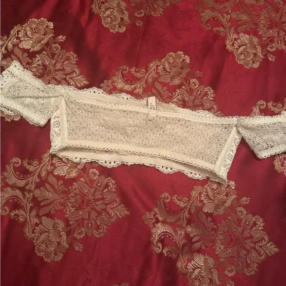 Victoria’s Secret White Lace Bandeau Bralette XS - Picture 3 of 3